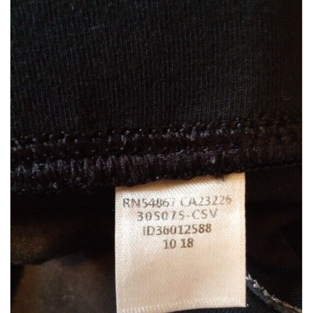 Women's Rare Pink Yoga Victoria’s Secret Black Leggings with Rhinestones Size M - Picture 9 of 10